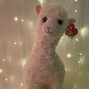 Lama Stuffed Toy